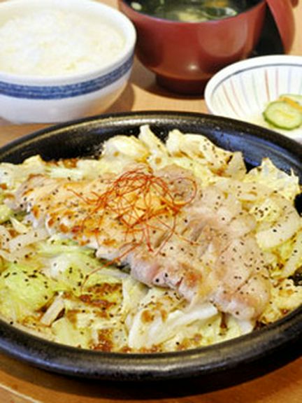 むぎやポークステーキ膳