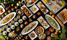 石川県の名物グルメを取り入れた和洋バイキング
石川の名物料理をメインに30種類以上のメニューをご用意！