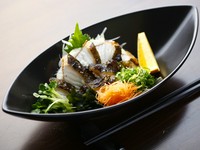 コラーゲンたっぷりで高知の珍味として今、話題のうつぼ料理ですので是非、ご賞味ください。