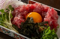 鰹ユッケ