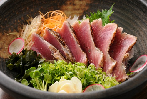 カツオタタキ（生鰹使用）