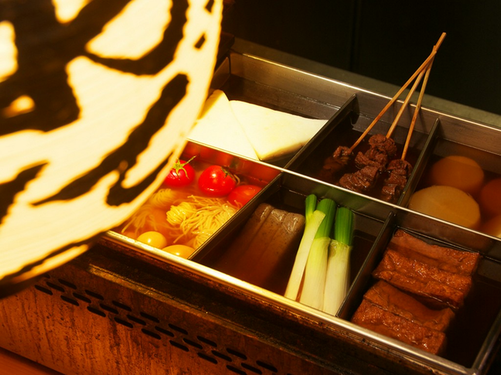 それぞれの持ち味を生かしたおでんと、お酒でちょいと一杯。