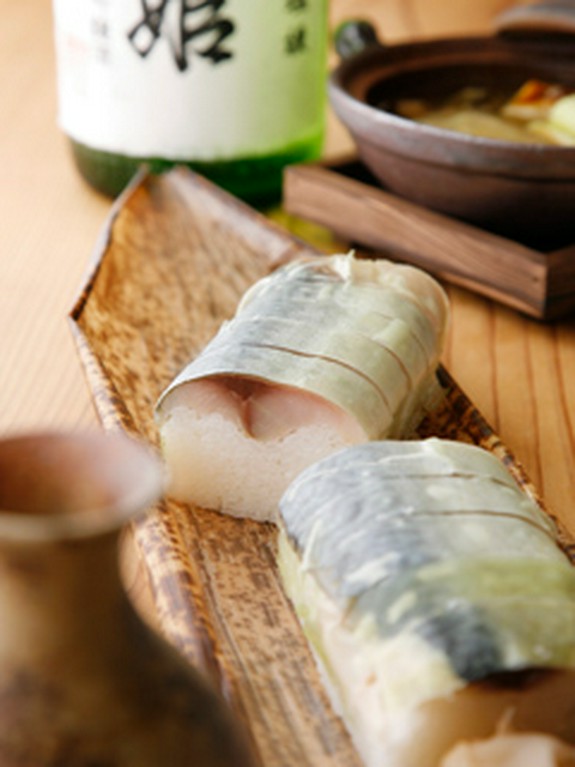 鯖寿司はお持ち帰りもできます。
