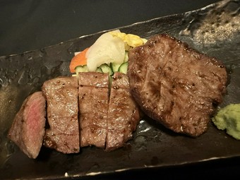 牛タンの岩塩焼き