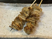 パリッとした食感のあとにジュワ～とした旨みと食感が後押ししてくる自慢の焼き加減です。