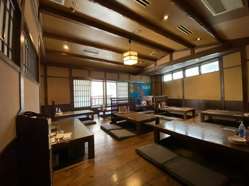 大広間のお座敷です。宴会は最大70名様までＯＫ！