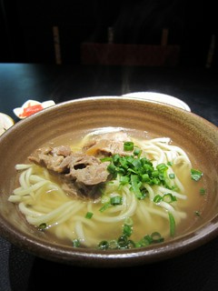 当店自慢の軟骨ソーキそば