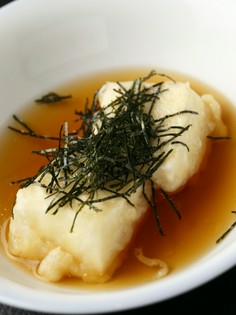 宮古島の落花生を使った『ジーマーミー豆腐の揚げ出し』