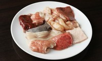 当店で一番のおすすめ、いろいろな部位が楽しめます
