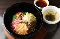 コチュジャン、スープ付き
※コーヒーは飲み放題となっております。