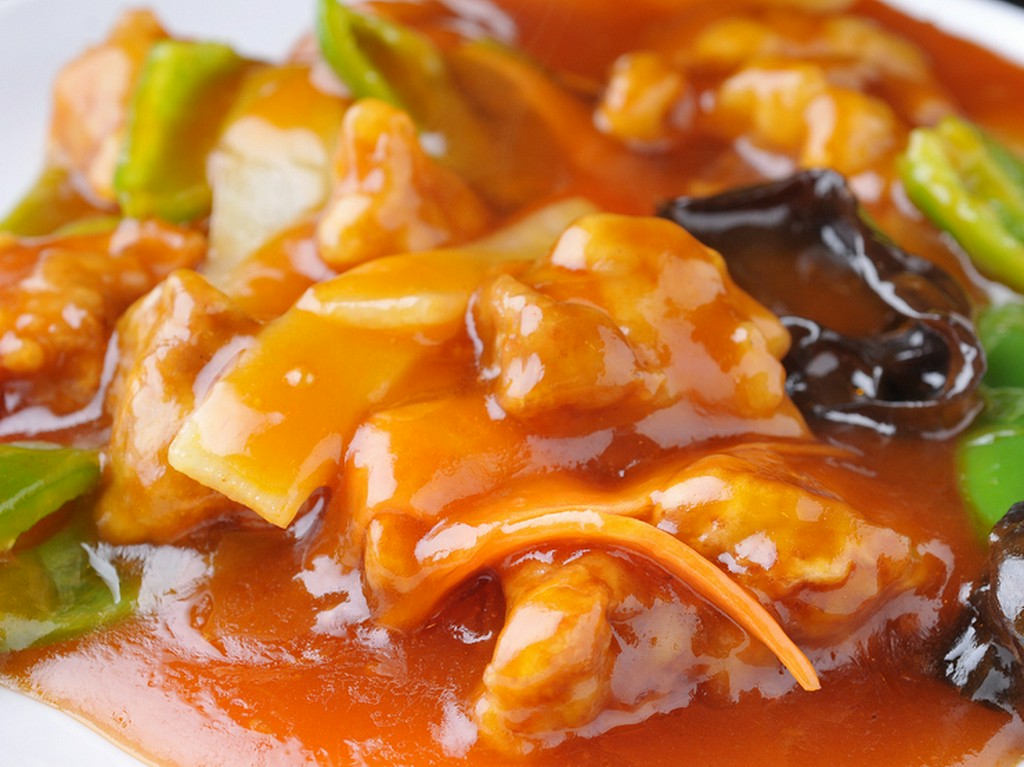 まろやかな酸味とコクのある上品な甘味が特徴の「酢豚」