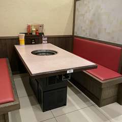 カウンター席を設けております