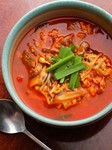 具沢山でコクのある辛味スープはテール出汁の旨味を存分に味わえます。