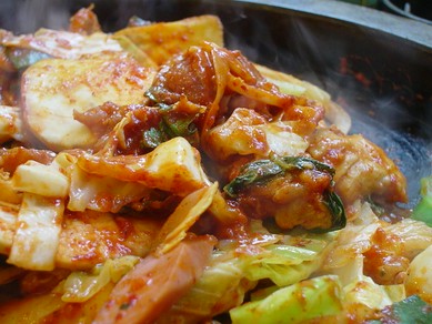 ビールにサワー、ハイボール! お酒に合う料理そろっています