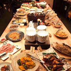 手作り＆ヘルシーなお野菜中心のお惣菜が30～40品