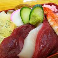 ミニ海鮮丼