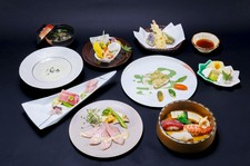 肉料理も魚料理も楽しめるおかめの魅力がつまったおススメのコース
