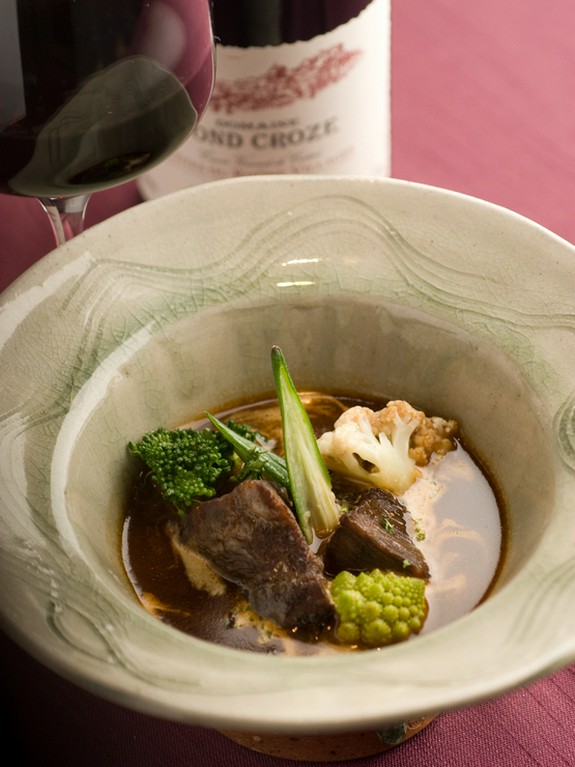 和牛ホホ肉の赤ワイン煮