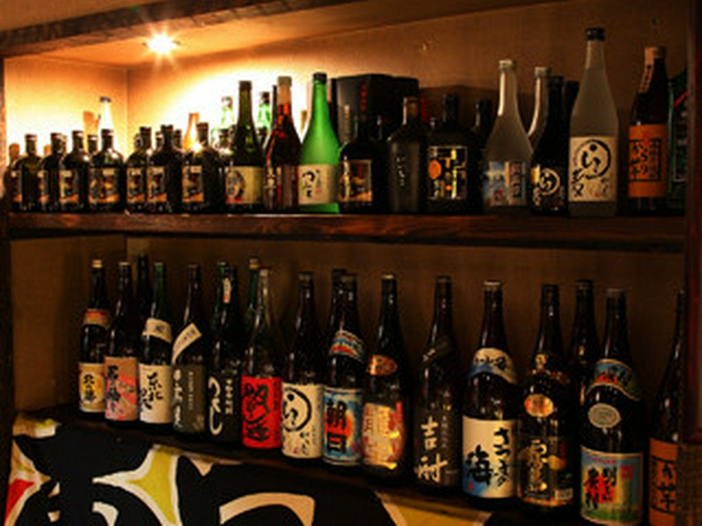 焼酎や日本酒も豊富に取り揃えております