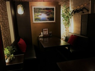 ホールはテーブル席