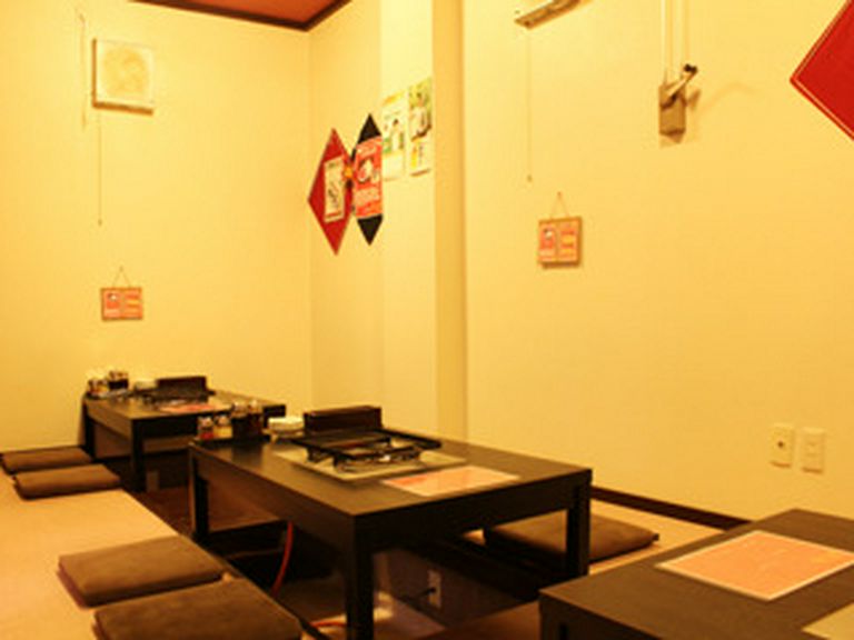 掘りごたつ式の小上がりです。