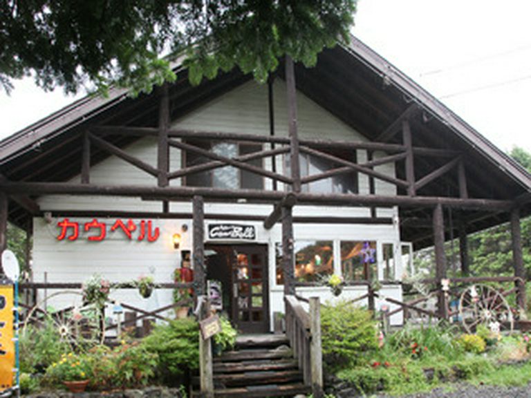 ログハウスでゆったりとおくつろぎ下さい