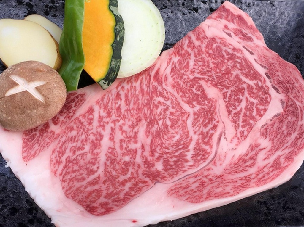 白老牛 特選サーロインステーキ（150g）