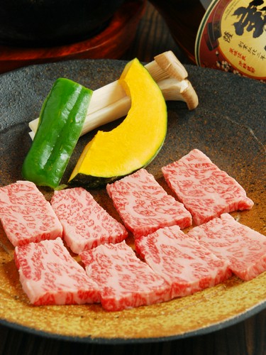 和牛霜降りカルビ