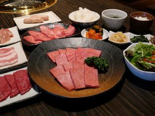 야키니쿠 우시와카