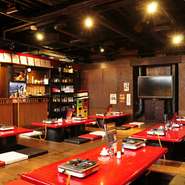 カウンター・大広間・個室も完備。全席掘りごたつなので、ゆったりと料理・お酒を楽しめます。