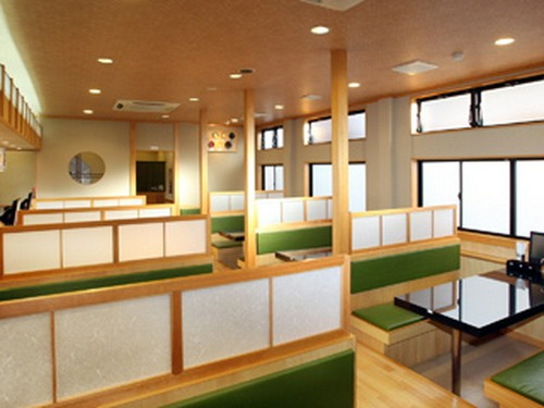 掘りごたつ式のボックス席