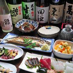全国各地の日本酒、焼酎を豊富に取り揃えてます！