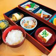 おばんざい各種ご用意しております