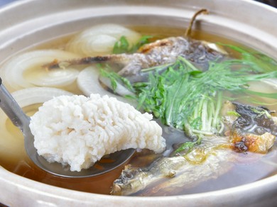 暑い夏は、美味しいお酒と熱々お鍋でスタミナアップ