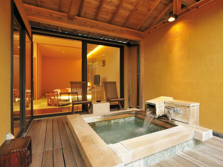 Hotel椎の木では、専用露天風呂のお部屋をご用意できます。