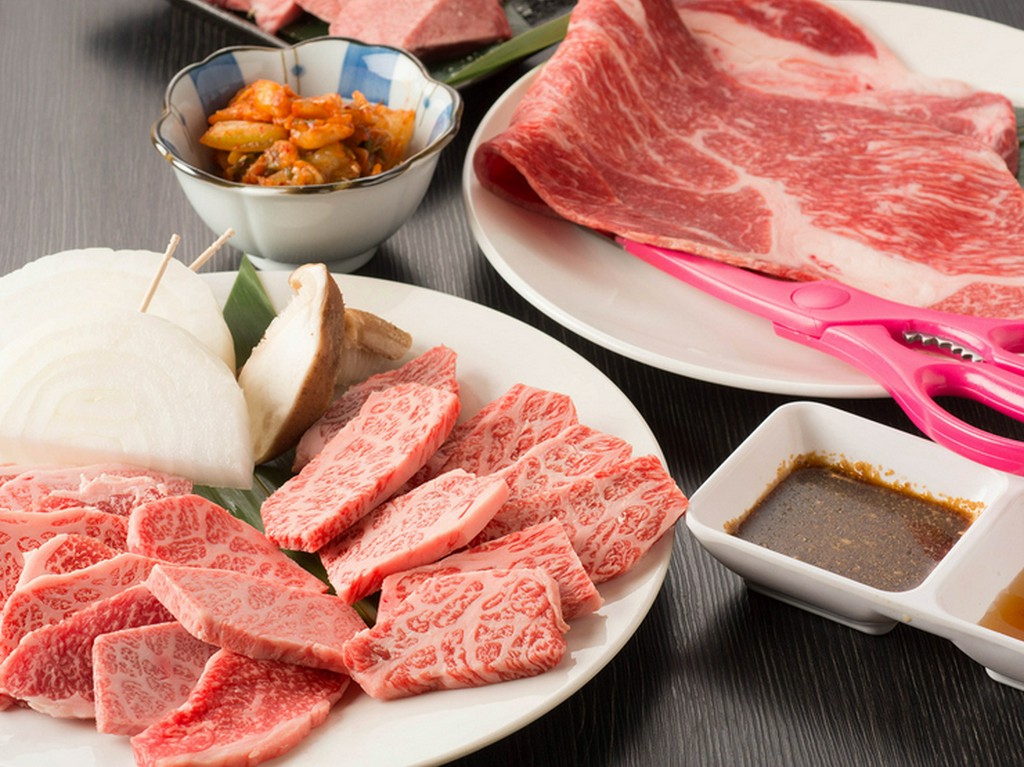 伊万里牛と佐賀牛の炭火焼が食べられるコース。ご予算に応じます