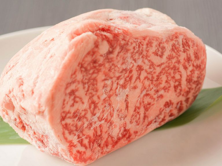 当店で使用している肉<佐賀牛と伊万里牛>