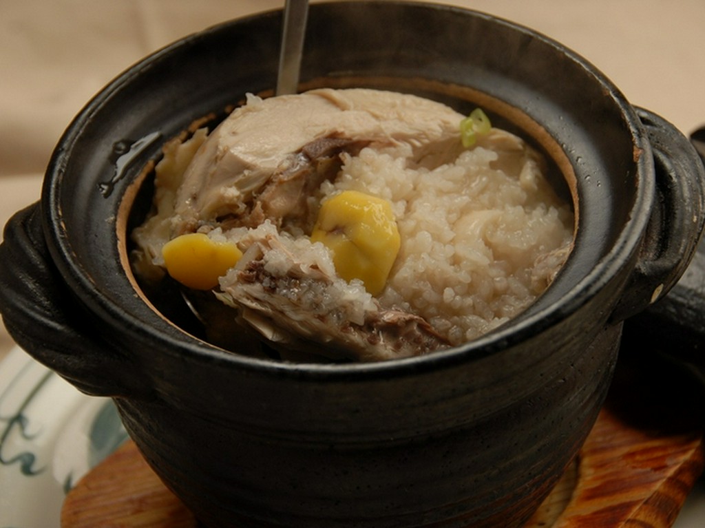 サムゲタン梵珠庵特製です