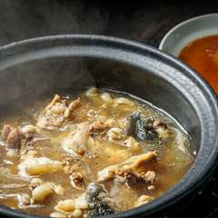 姫路で長年愛される名物鍋をはじめ、極上のすっぽん料理が揃う