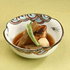 【売れ筋】　豚角煮と野菜煮物