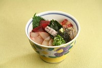 上質な鮮魚の豪華丼です。