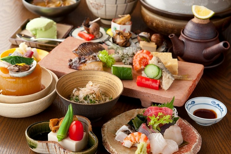 季節料理 根本 市ヶ谷/日本料理・懐石・会席 ネット予約可 | ヒトサラ