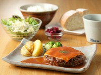 サラダ・スープ・ライス or バケット(ライスは大盛り可)