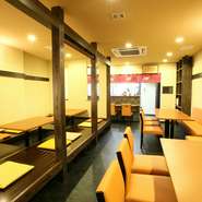 四日市商店街「一番街」に、気軽に飲める居酒屋・風来坊　四日市店。ビール・焼酎・日本酒・カクテル等、多種揃えております。手羽先やこだわりの串焼きと合わせてお楽しみ下さい。