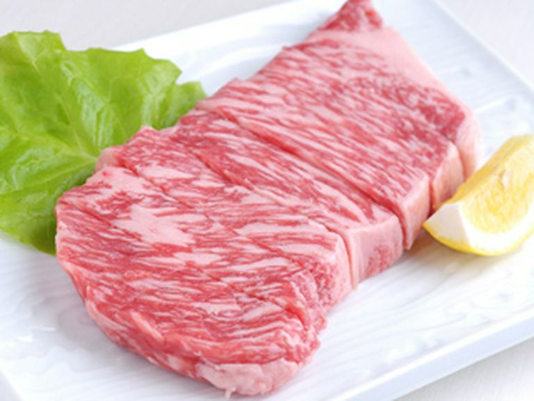 上質な牛肉の味が口の中いっぱいに広がる『上ロース』