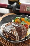 米沢牛100%のハンバーグ!