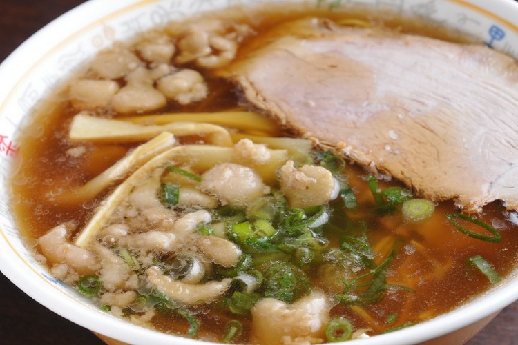 尾道ラーメン とんちんかん 津島/あま市/ラーメン | ヒトサラ