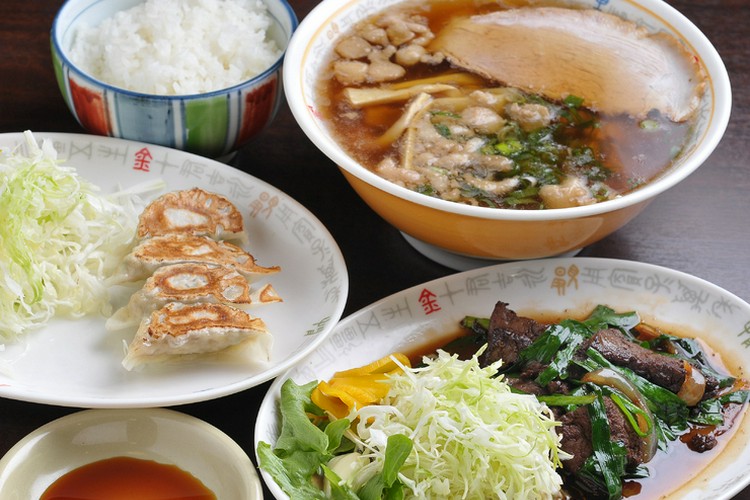 尾道ラーメン とんちんかん 津島/あま市/ラーメン | ヒトサラ