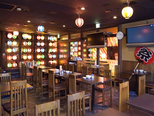 広々とした2Ｆテーブル席。