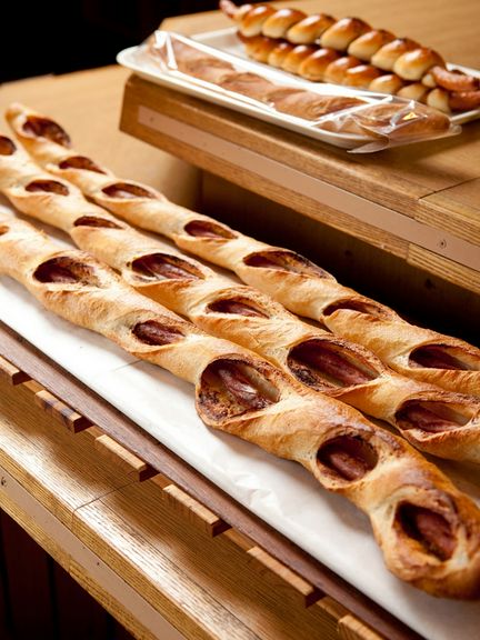 約80cmのロングウインナー使用　超ロングウインナー　420円
